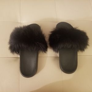 Faux fur Slides